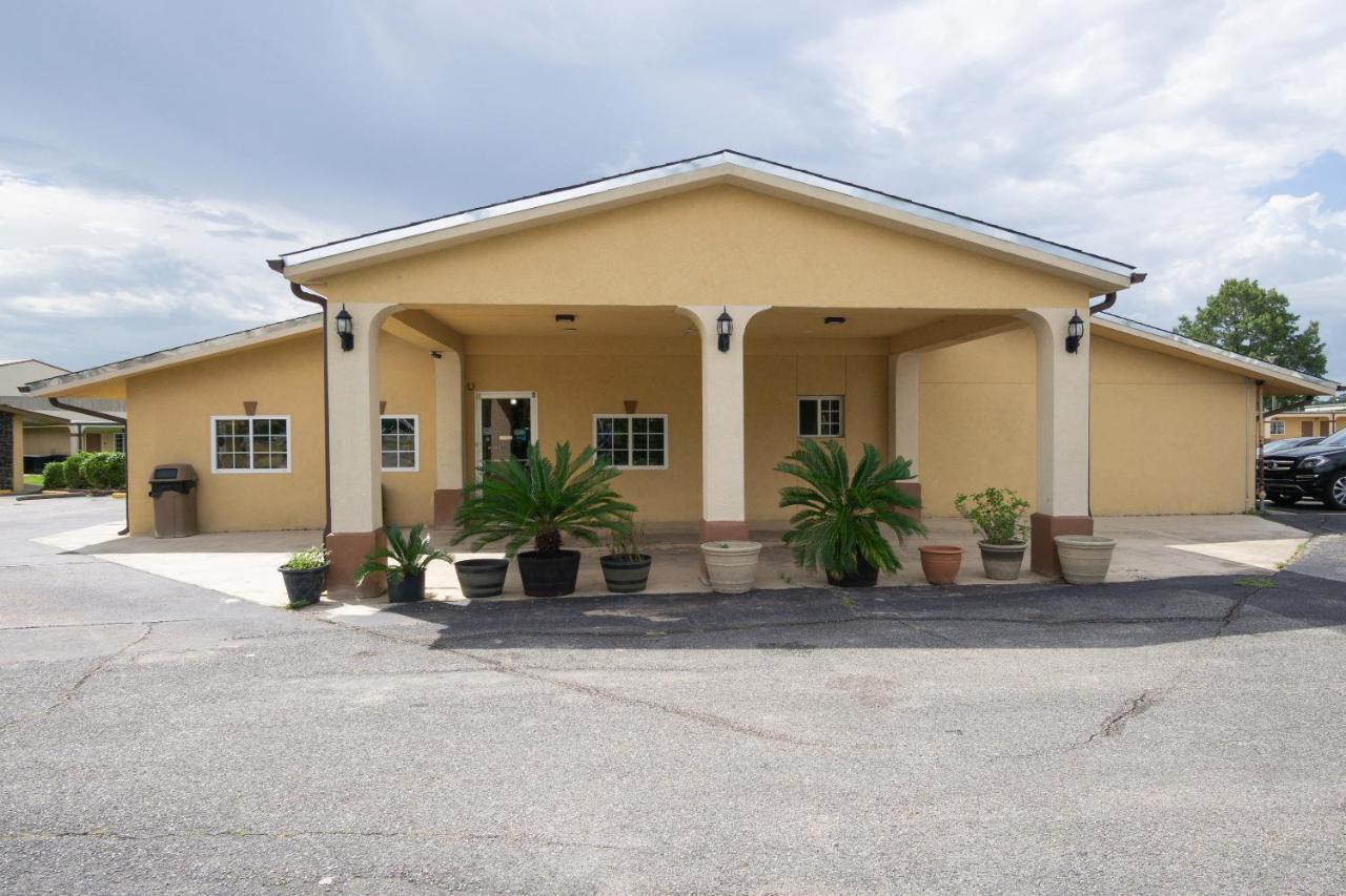 Woodridge Inn And Suites Miami Exterior foto