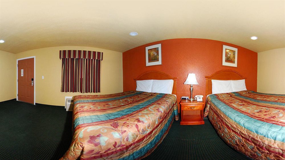 Woodridge Inn And Suites Miami Exterior foto